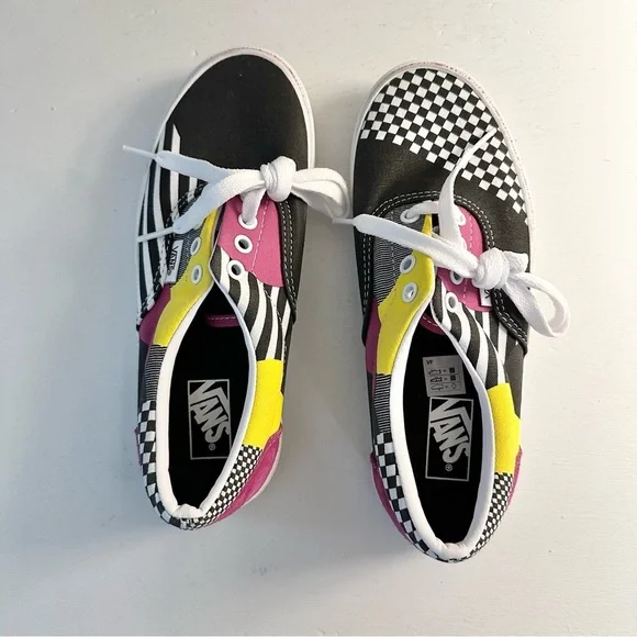 Vans Juxtapose Brand New 90’s style Canvas Shoe Youth 3 Brand New - Picture 6 of 9